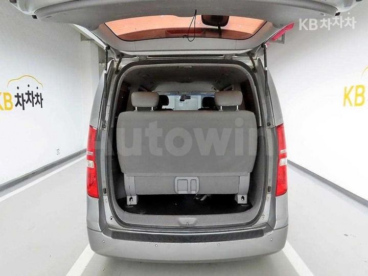 Hyundai Starex 2011 — 5