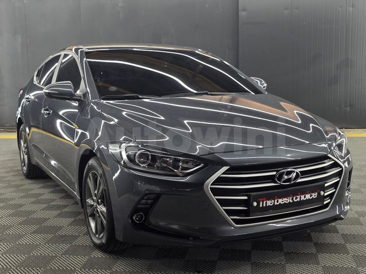 Hyundai Avante 2016 — 4