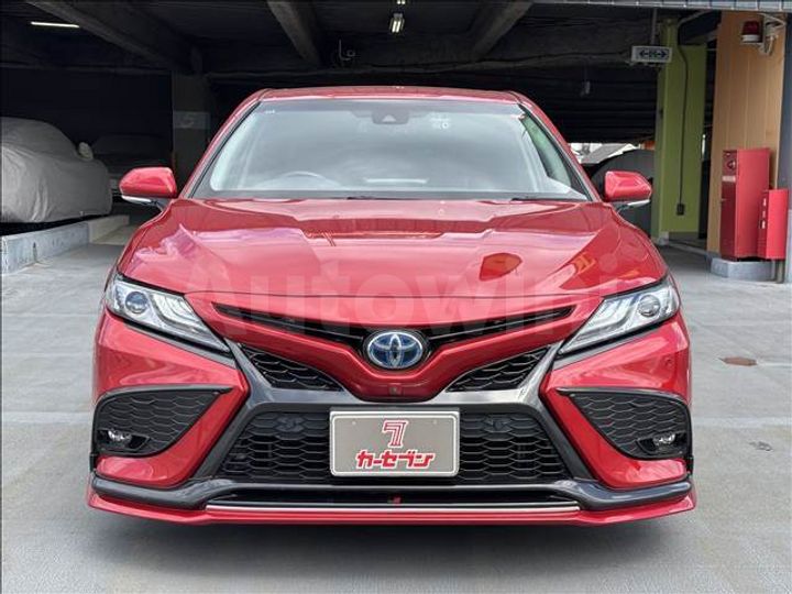Toyota Camry 2021 — 5