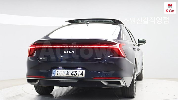 Kia K8 2022 KNAM2411BNA013254 — 4