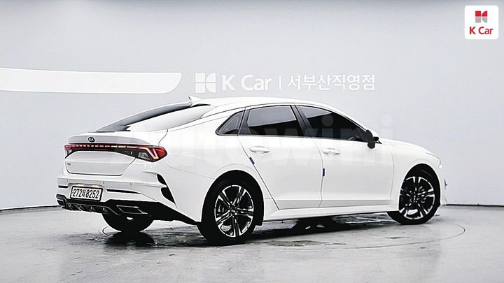 Kia K5 2020 KNAG241ABLA014351 — 4
