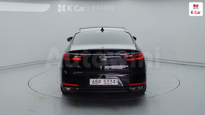 Kia K7 2017 KNALB415BHA085845 — 5