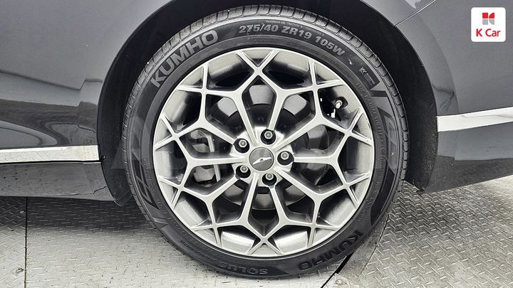 Genesis G80 2022 — 2