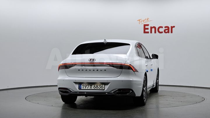 Hyundai Grandeur 2022 — 4