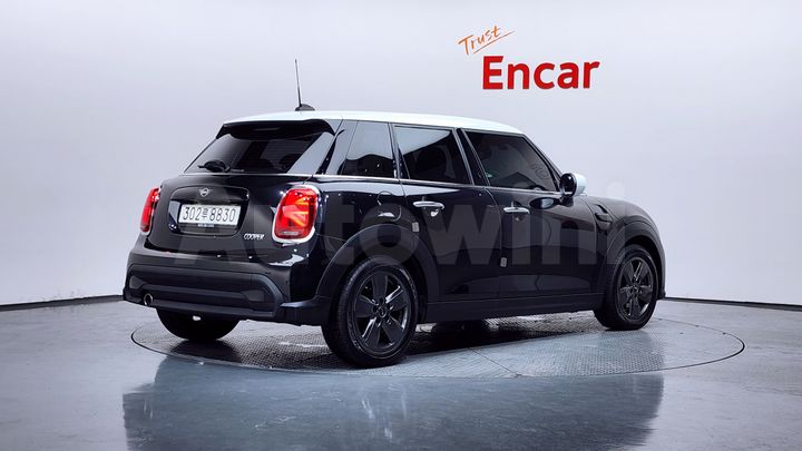 Mini Cooper 2023 — 2