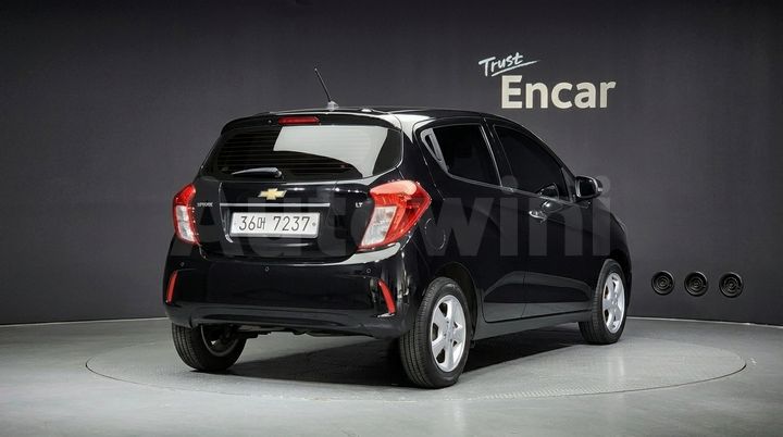 Chevrolet Spark 2017 — 2
