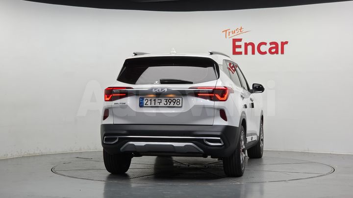 Kia Seltos 2023 — 4