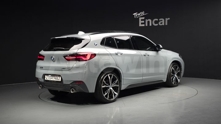 BMW X2