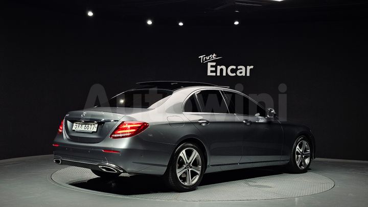 Mercedes Benz E Class