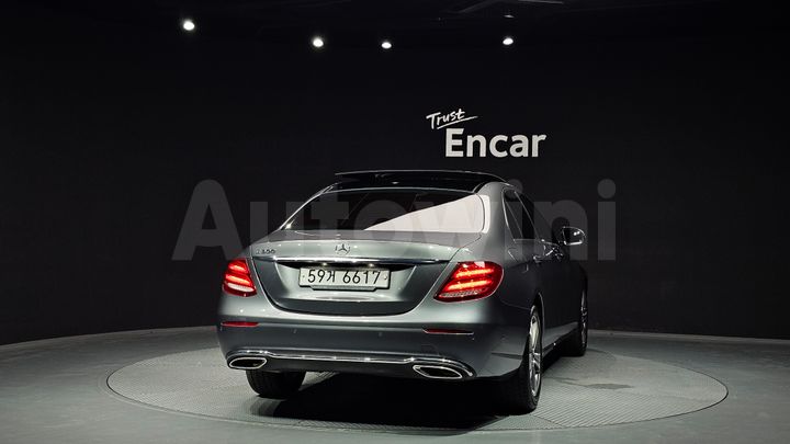 Mercedes Benz E Class 2019 — 4