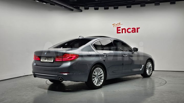BMW 5 Series 2018 — 2
