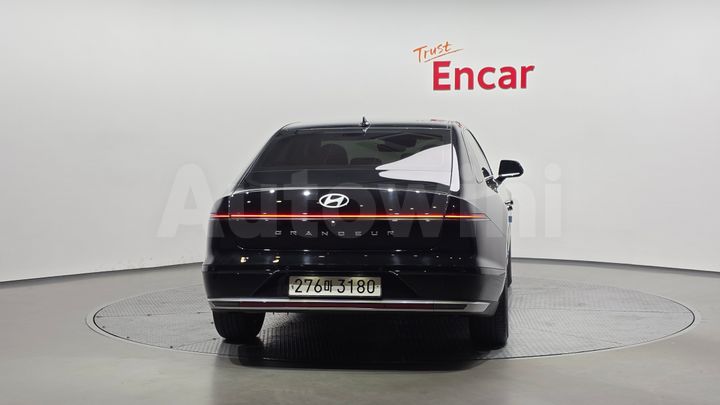 Hyundai Grandeur 2023 — 4