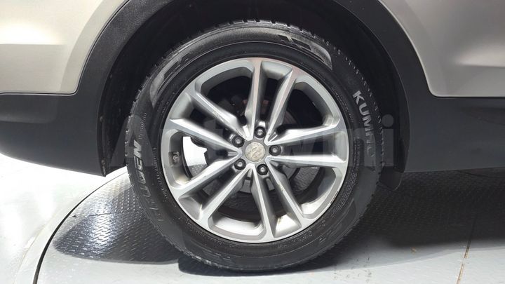 Hyundai SantaFe 2016 — 5