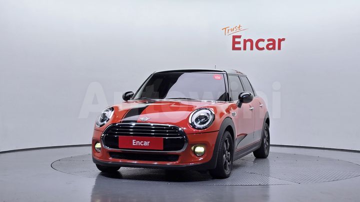Mini Cooper 2019 — 3