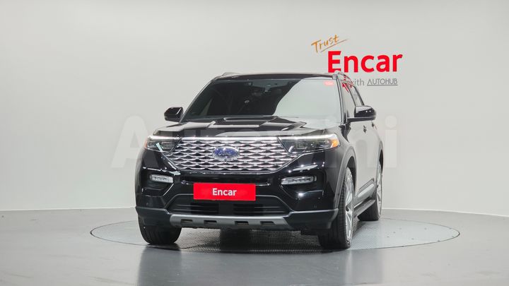Ford Explorer 2022 — 3