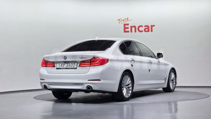 BMW 5 Series 2018 — 2