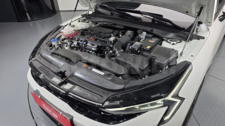 Kia K5 2026 — 5