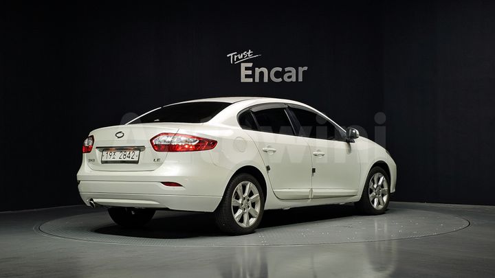 Renault SM3 2011 — 2