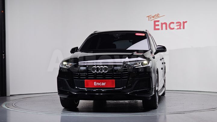 Audi Q7 2022 — 3