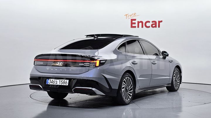 Hyundai Sonata 2024 — 2