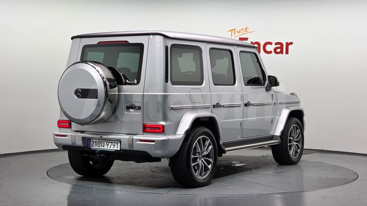Mercedes Benz G Class 2025 — 2