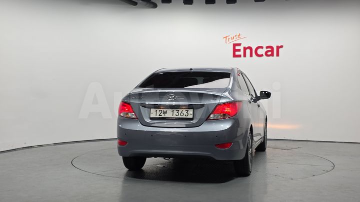 Hyundai Accent 2019 — 4