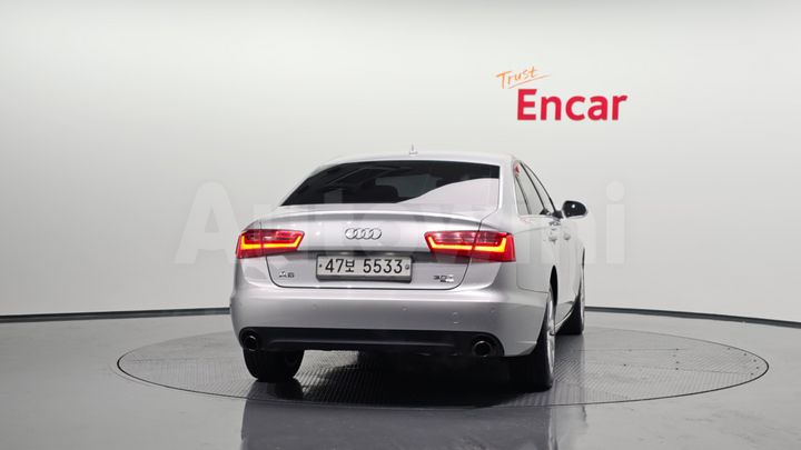 Audi A6 2014 — 4