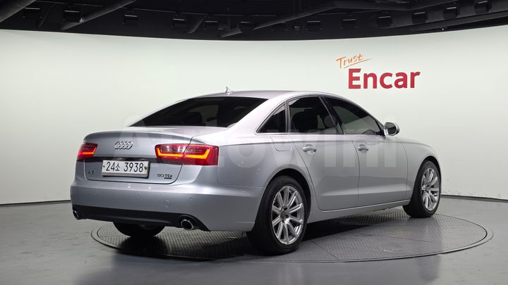 Audi A6 2012 — 2