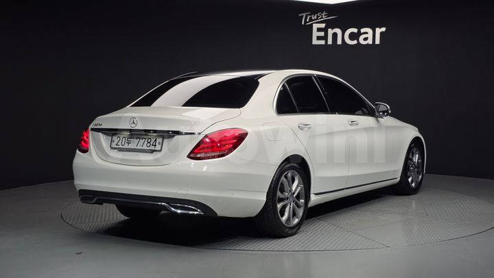 Mercedes Benz C Class 2016 — 2