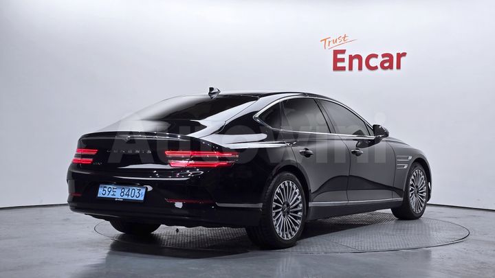 Genesis G80 2022 — 2