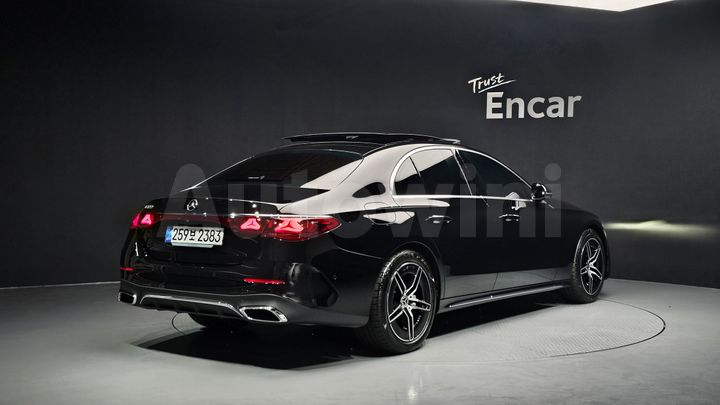 Mercedes Benz E Class