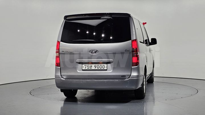 Hyundai Starex 2013 — 4