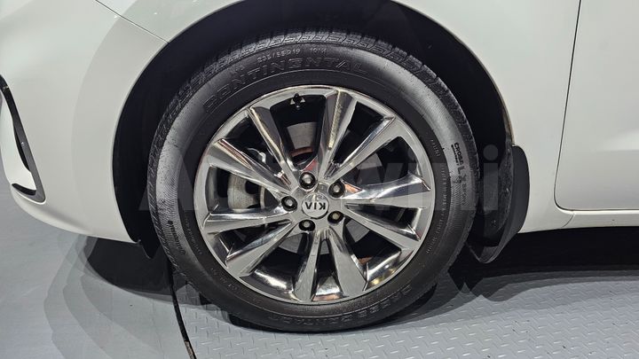 Kia Carnival 2020 — 5