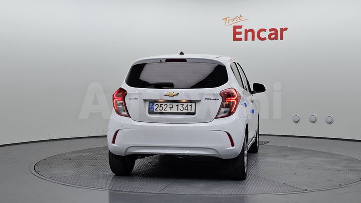 Chevrolet Spark 2022 — 4