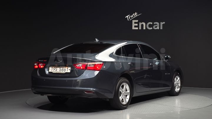 Chevrolet Malibu 2019 — 2