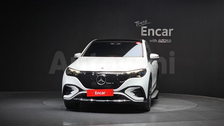 Mercedes Benz EQE 2023 — 3