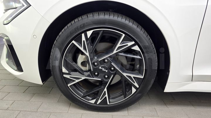 Kia K5 2024 — 5