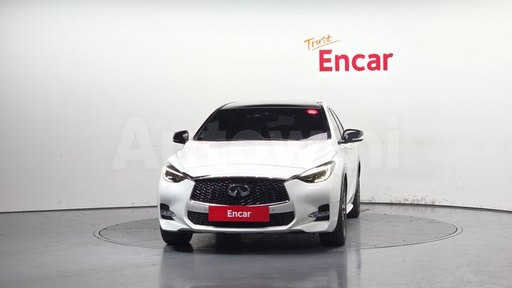 Infiniti Q 2017 — 3