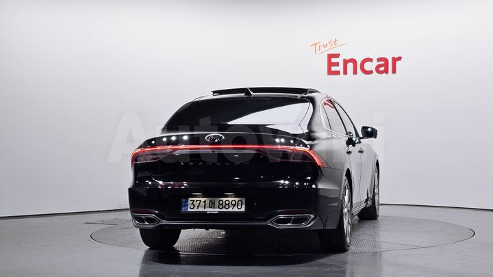 Hyundai Grandeur 2022 — 3