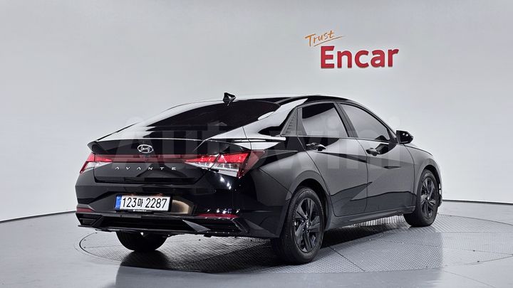 Hyundai Avante 2023 — 2