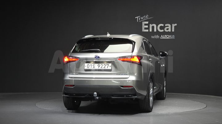Lexus NX 2017 — 4