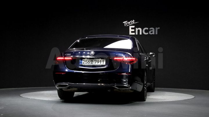 Mercedes Benz S Class 2023 — 4