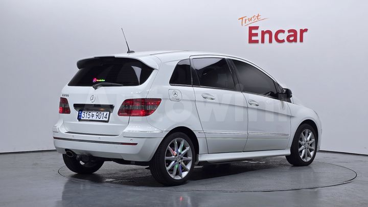 Mercedes Benz B Class