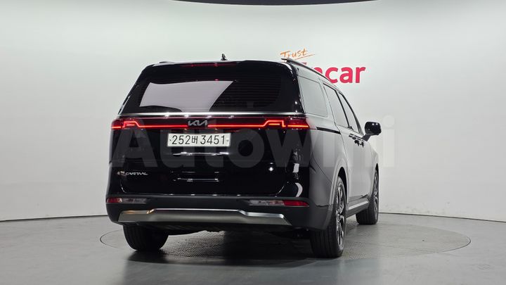 Kia Carnival 2023 — 4