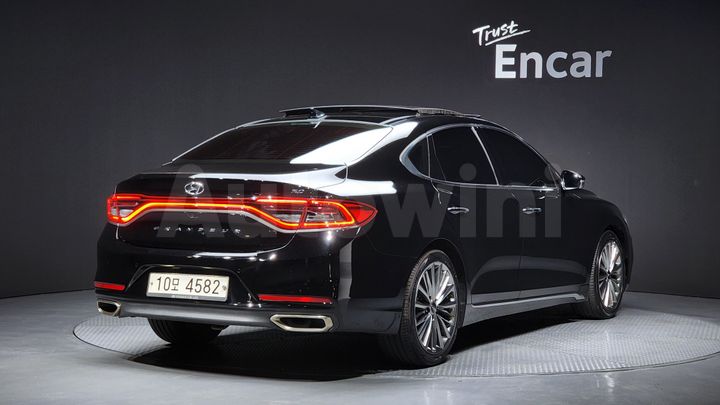 Hyundai Grandeur 2018 — 2
