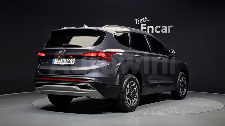 Hyundai SantaFe 2022 — 2