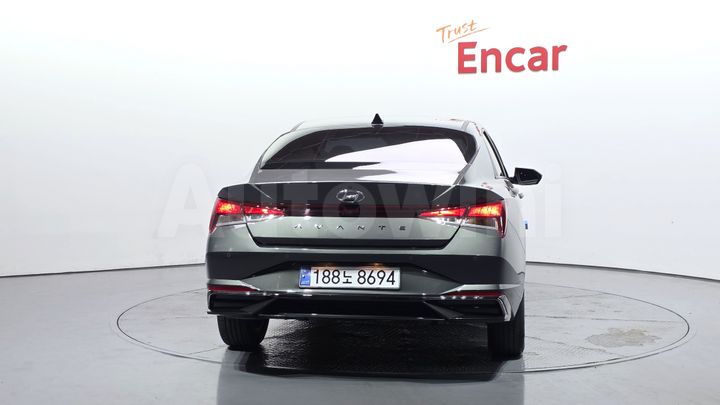 Hyundai Avante 2023 — 4