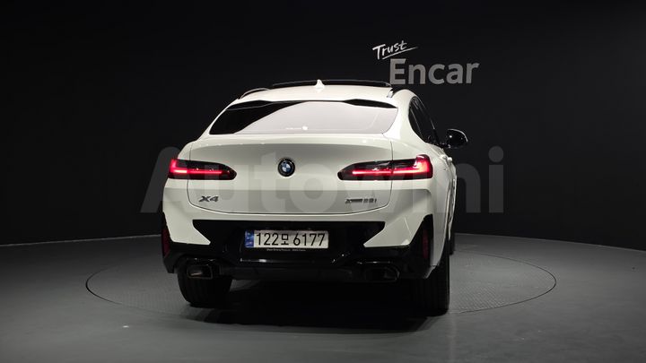 BMW X4 2022 — 4