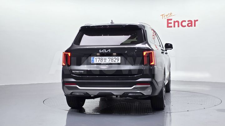 Kia Sorento 2024 — 4