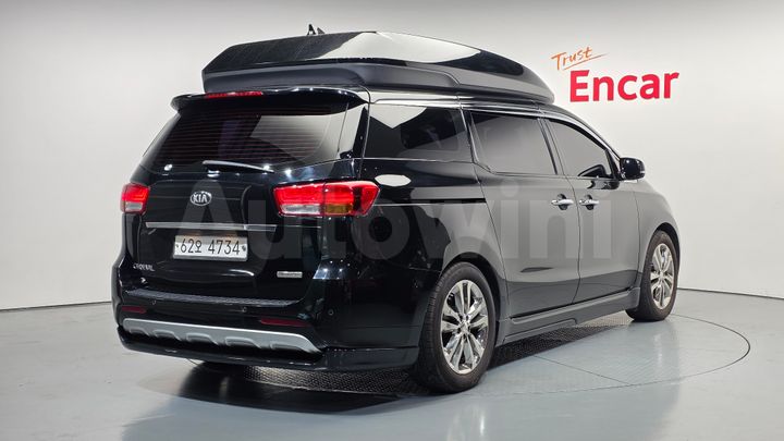 Kia Carnival 2016 — 2